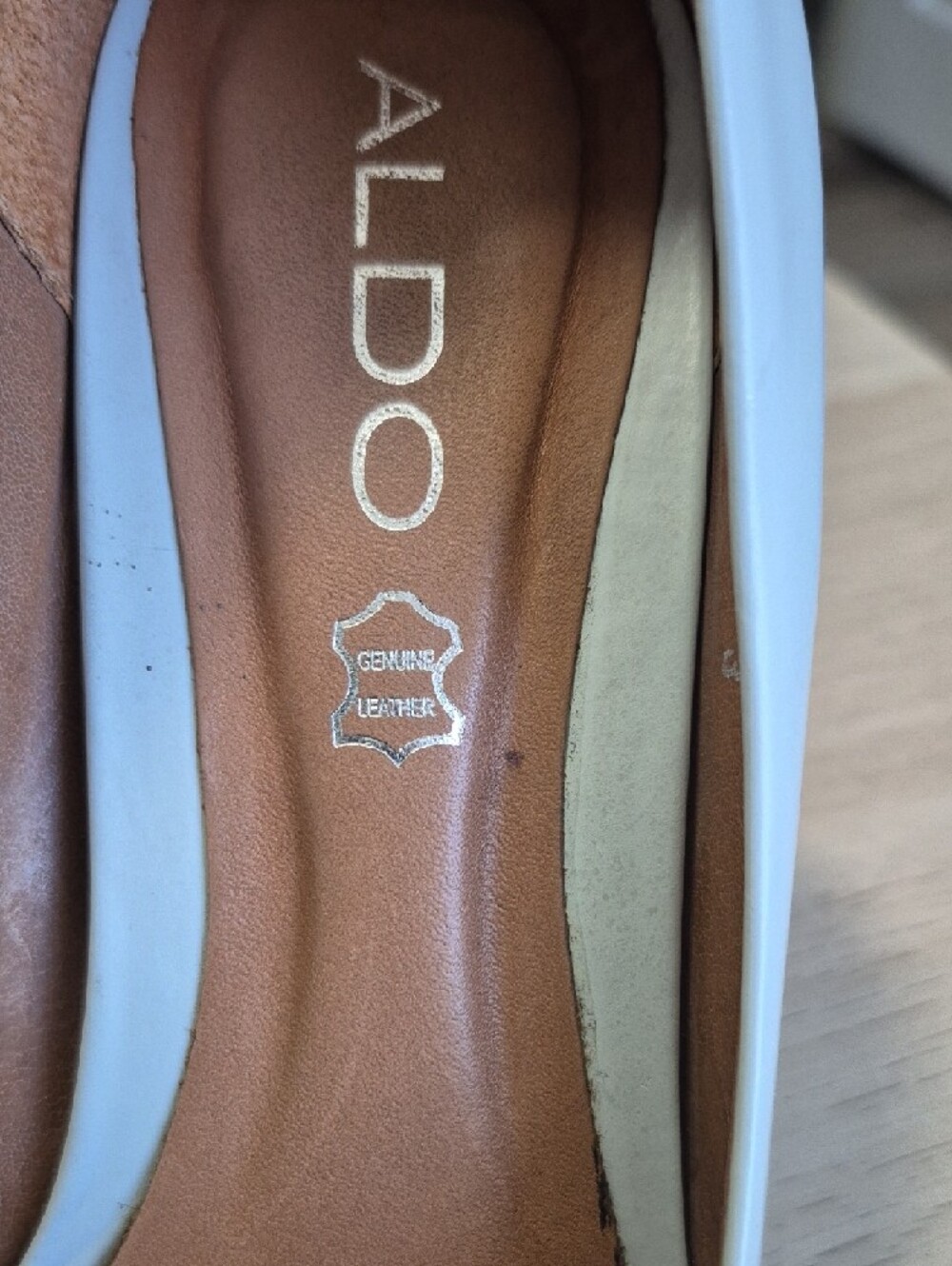 ALDO Powder Blue  Pointed-Toe Stiletto Heels Size 6 - Picture 7 of 9